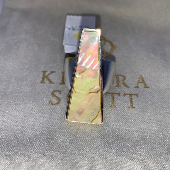 Kendra Scott Collins Abalone Cocktail Ring Size 7 - Picture 3 of 9
